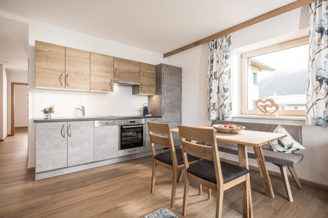 Zeit.Glueck Appartements Radfeld ภายนอก รูปภาพ